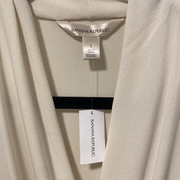 Banana Republic Cross Tank - Picture 2 of 3